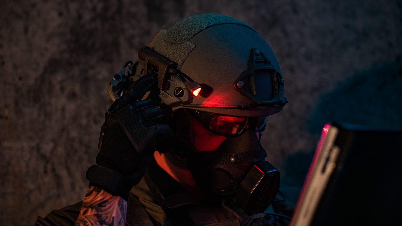 Tactical Hunting MPLS LED Helmet Lamp Riding Light CS head-mounted Light 